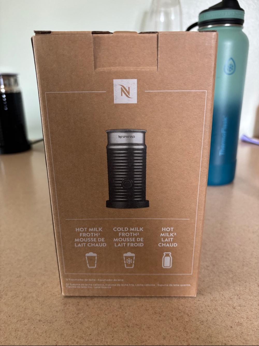 Nespresso Aeroccino 3 Milk Frother - Black and Silver - Picture 2 of 2